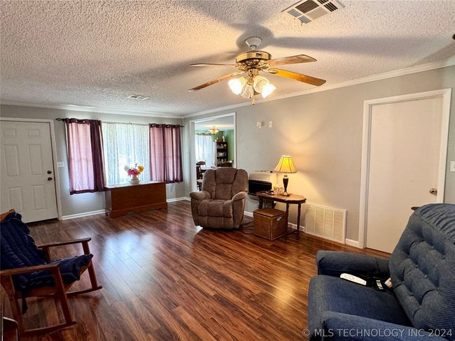 244 E Main St, House other with 2 bedrooms, 1 bathrooms and null parking in Big Cabin OK | Image 7