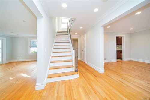 3430 150th Pl, Flushing, NY, 11354-3945 | Card Image