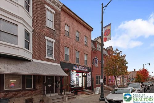 520 N 7th St, Allentown, PA, 18102-2887 | Card Image