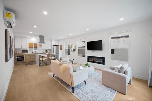 1626 S Rimpau Blvd, LOS ANGELES, CA, 90019-5655 | Card Image