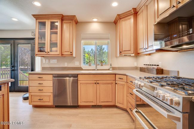 3035 S Big Hollow Rd, House other with 8 bedrooms, 5 bathrooms and null parking in Daniel UT | Image 16