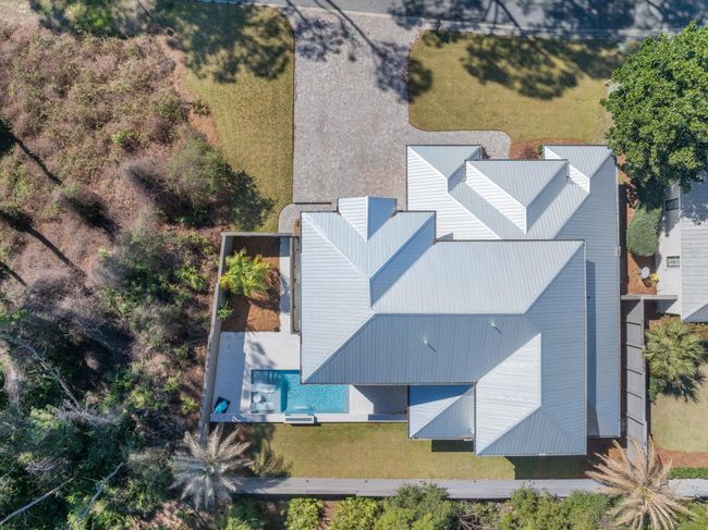 290 Seabreeze Blvd | Image 70