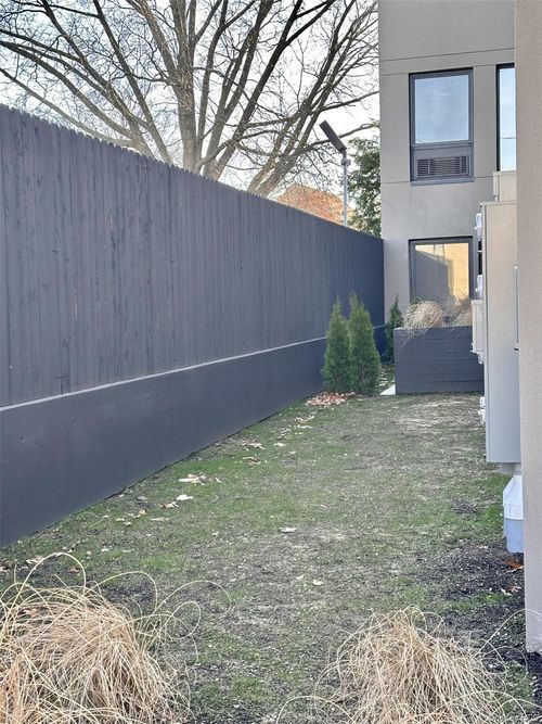 201-362 W Merrick Rd, Valley Stream, NY, 11580-5344 | Card Image