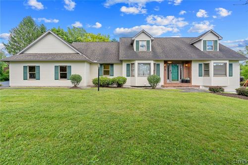8294 Odyssey Dr, Manlius, NY, 13104-9488 | Card Image