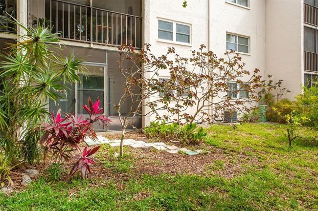 APT-103 - 845 Maple Ct, Condo with 2 bedrooms, 1 bathrooms and null parking in DUNEDIN FL | Image 23