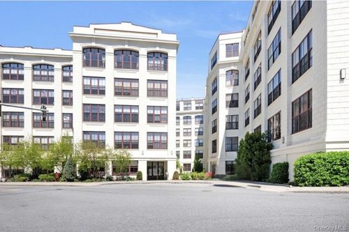 319-1 Scarsdale Rd, Eastchester, NY, 10707-3220 | Card Image