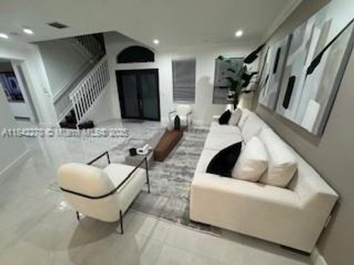 1843 Sw 150th Pl, Miami, FL, 33185-5690 | Card Image