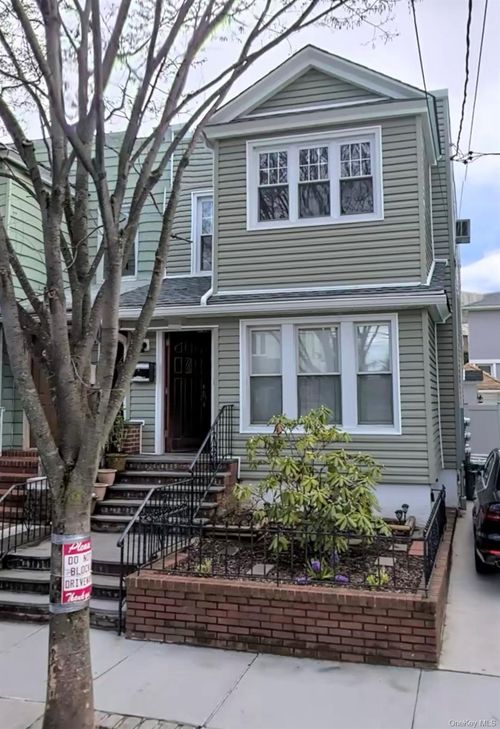 2fl-84-33 124th Street, New York, NY, 11415 | Card Image