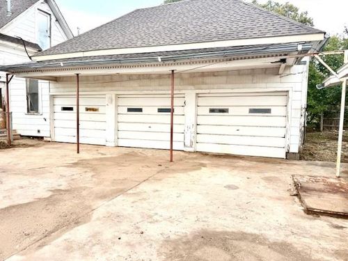 421 S Linwood St, Cordell, OK, 73632-5825 | Card Image