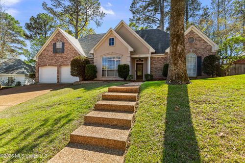 69 Moss Woods Dr, Madison, MS, 39110-9163 | Card Image