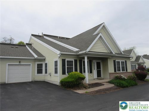 2430 Steeplechase Dr, MACUNGIE, PA, 18062-8300 | Card Image