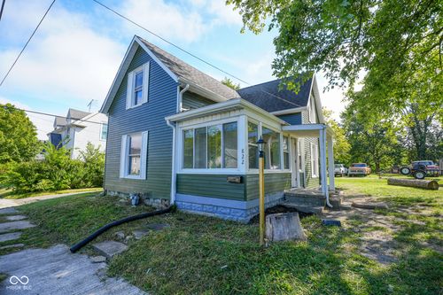 822 S 15th St, New Castle, IN, 47362-2701 | Card Image