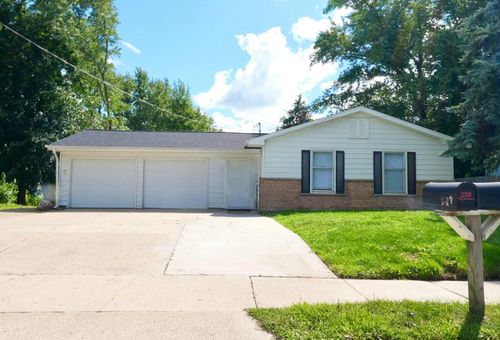 240-238-240 W Division St, Sparta, MI, 49345-1002 | Card Image