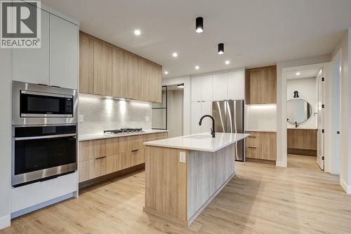 401-75 Predator Ridge Dr, Vernon, BC, V1H0B3 | Card Image