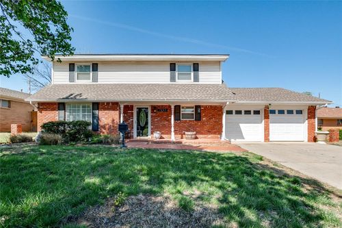 7205 Seminole Ter, Warr Acres, OK, 73132-5709 | Card Image