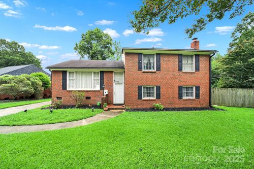 5300 Grafton Dr, Charlotte, NC, 28215-3145 | Card Image