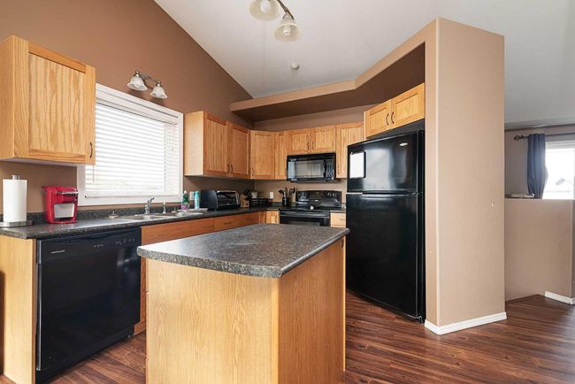 3310 44 A Avenue, House other with 4 bedrooms, 2 bathrooms and 3 parking in Lloydminster SK | Image 6