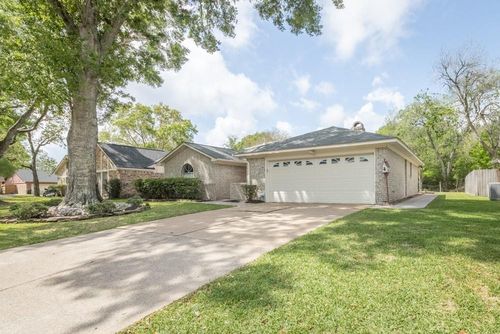 4102 Longhorn Dr, Baytown, TX, 77521-3428 | Card Image