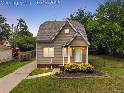 676 W Coy Ave, Hazel Park, MI, 48030-1005 | Card Image