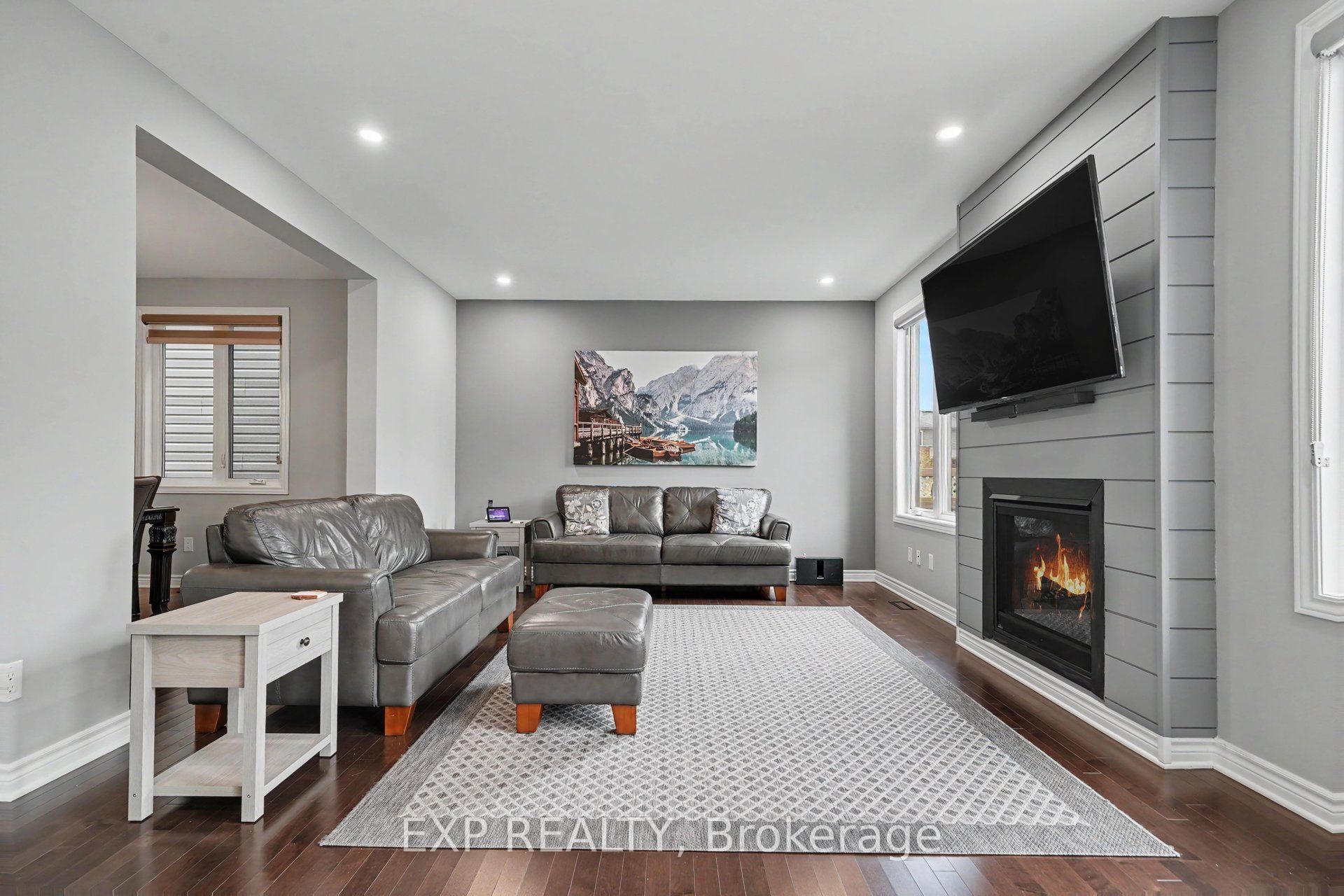 Residential in Barrhaven 5