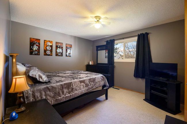 4906 Lakeview Road S, Home with 3 bedrooms, 2 bathrooms and 6 parking in Boyle AB | Image 16