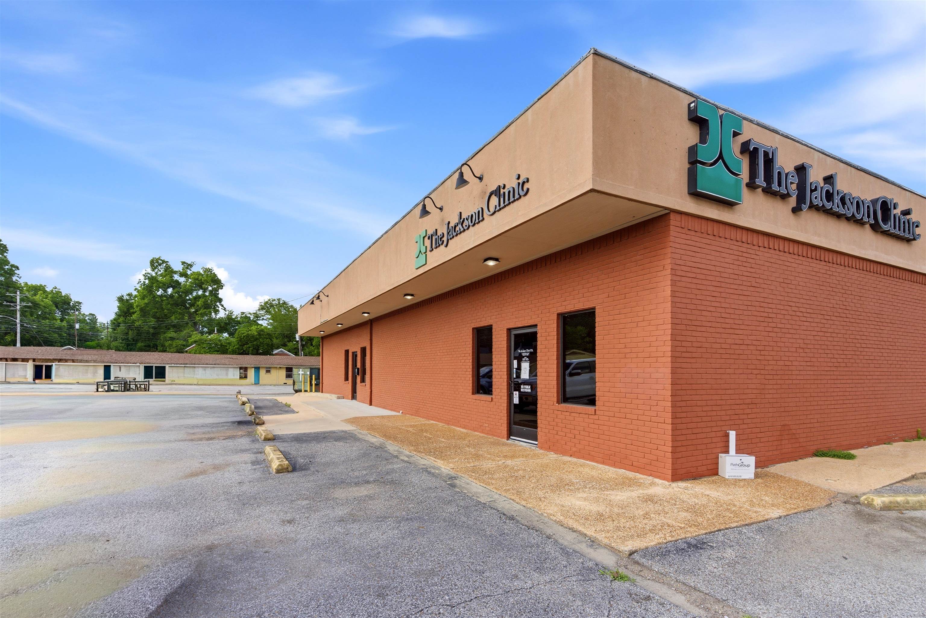 Commercial Sale in Bolivar