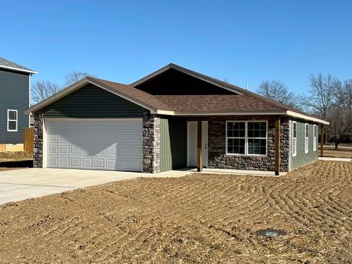 1803 S Elm St, El Dorado Springs, MO, 64744-2201 | Card Image