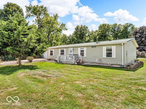 579 Love Ct, Cloverdale, IN, 46120-8868 | Card Image