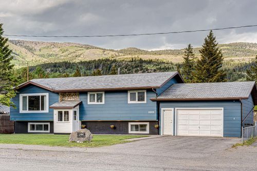 21009 21 Ave, Bellevue, AB, T0K1C0 | Card Image