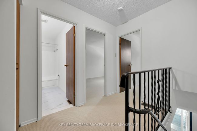 165 Limeridge Rd W, Condo with 2 bedrooms, 1 bathrooms and 1 parking in Hamilton ON | Image 22