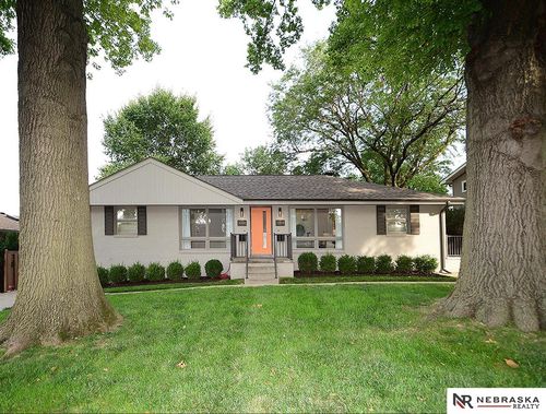 3334 S 82nd St, Omaha, NE, 68124-3320 | Card Image