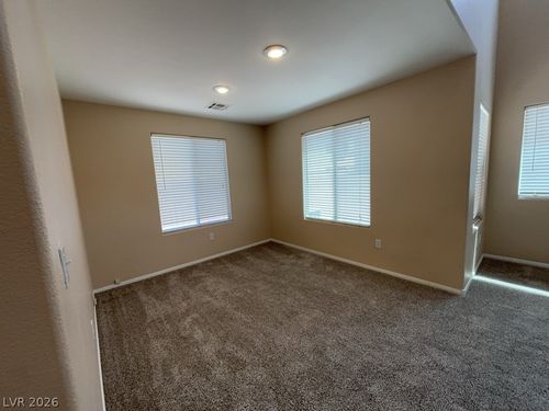 5680 Woods Crossing St, Las Vegas, NV, 89148-7627 | Card Image