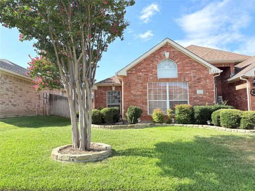 205 Kenosha Ln, Arlington, TX, 76002-5432 | Card Image
