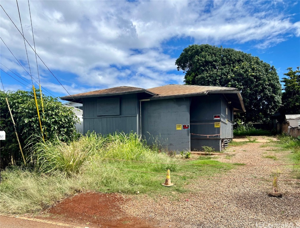 Walker Ave, Wahiawa, HI 96786 #1