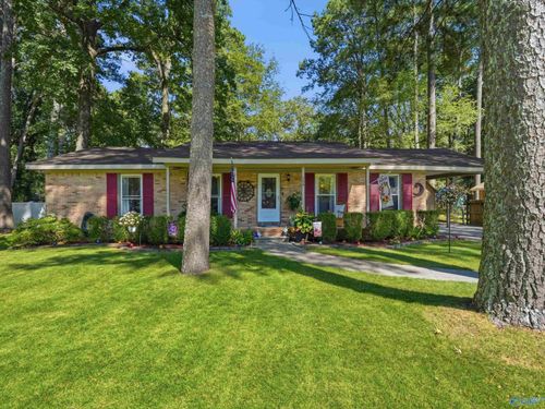 504 Hermitagewood Dr Nw, Huntsville, AL, 35806-1819 | Card Image