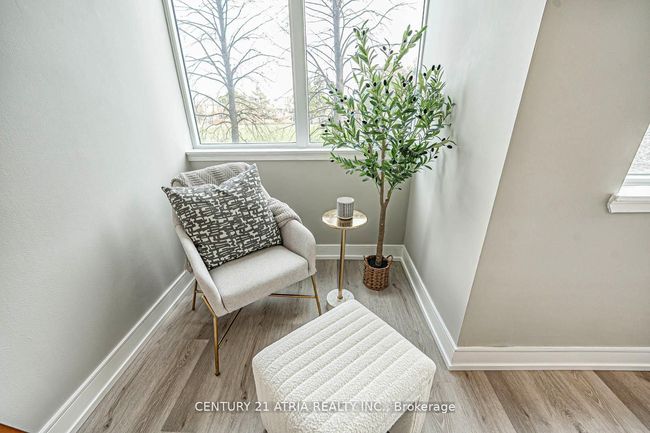 206 - 350 Webb Dr, Condo with 2 bedrooms, 2 bathrooms and 2 parking in Mississauga ON | Image 6