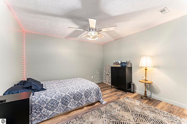9531 Sunrise Ct, House other with 4 bedrooms, 3 bathrooms and null parking in Mesick MI | Image 22