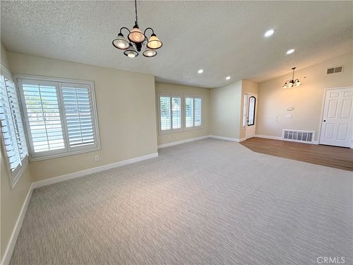 26153 Huxley Dr, Moreno Valley, CA, 92555-2519 | Card Image