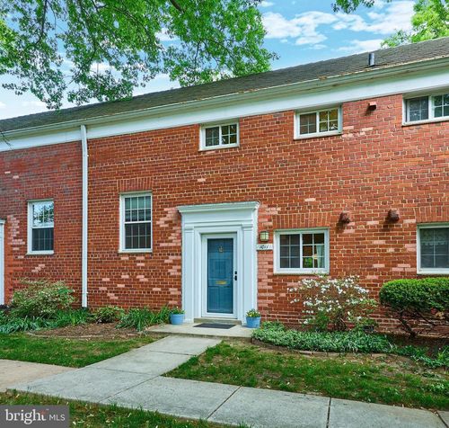 117-10-1011 Beverley Dr, ALEXANDRIA, VA, 22302-2421 | Card Image