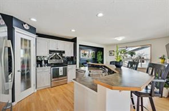 218 Taradale Dr Ne, House detached with 4 bedrooms, 3 bathrooms and 5 parking in Calgary AB | Image 12