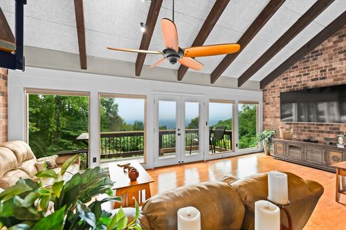 39 Villa, Hillsville, VA, 24333 | Card Image
