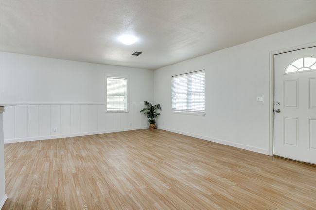 441 W Lloyd St, House other with 3 bedrooms, 2 bathrooms and null parking in Krum TX | Image 5