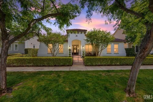 12211 Parkerhill Dr, Bakersfield, CA, 93311-9575 | Card Image