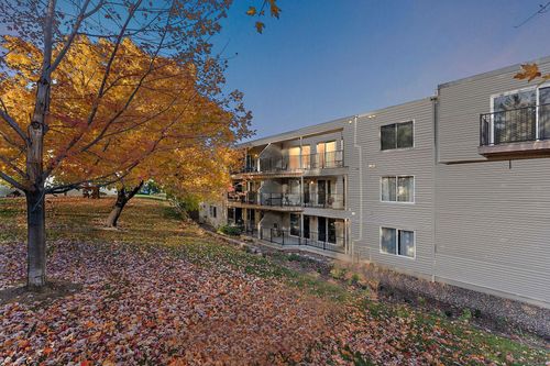 apt-348-6375 Saint Croix Trl N, Oak Park Heights, MN, 55082-6960 | Card Image
