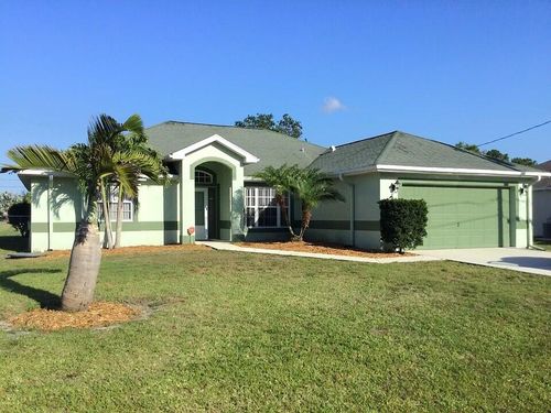 2367 Se Rock Springs Dr, Port St. Lucie, FL, 34952-7055 | Card Image