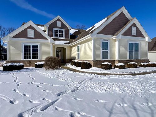 W193N5793 Canary Drive, MENOMONEE FALLS, WI, 53051 | Card Image