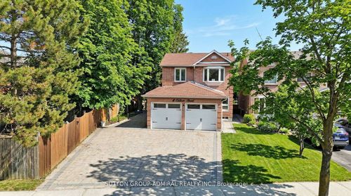 8 Colleen St, Thornhill, ON, L4J5H1 | Card Image
