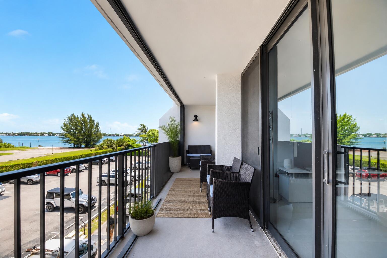 Residential Lease in West Palm Beach 5