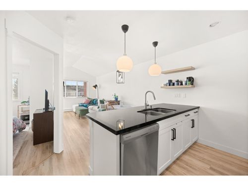 308-19774 56 Ave, Langley, BC, V3A3X6 | Card Image