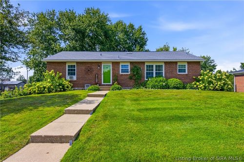 302 Bates Dr, Charlestown, IN, 47111-9672 | Card Image